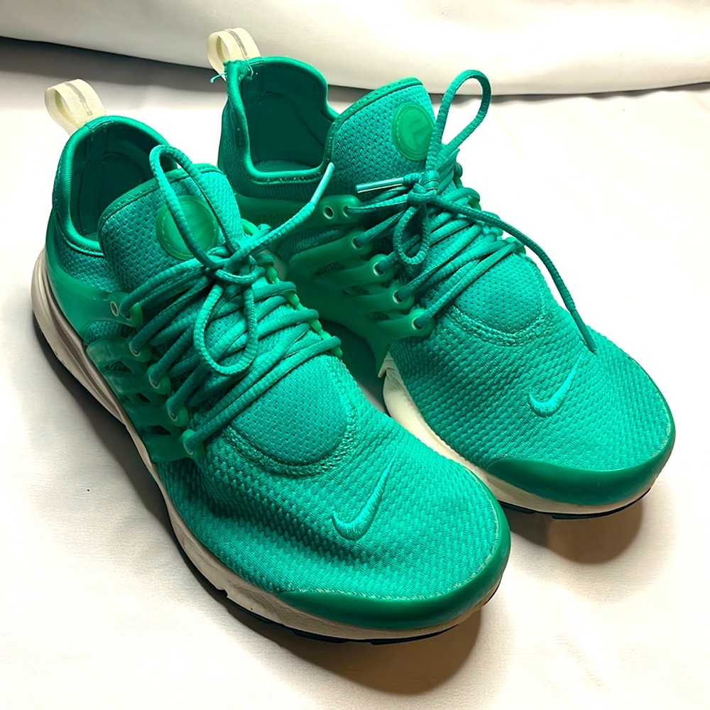 Nike Air Presto Womens Size 9